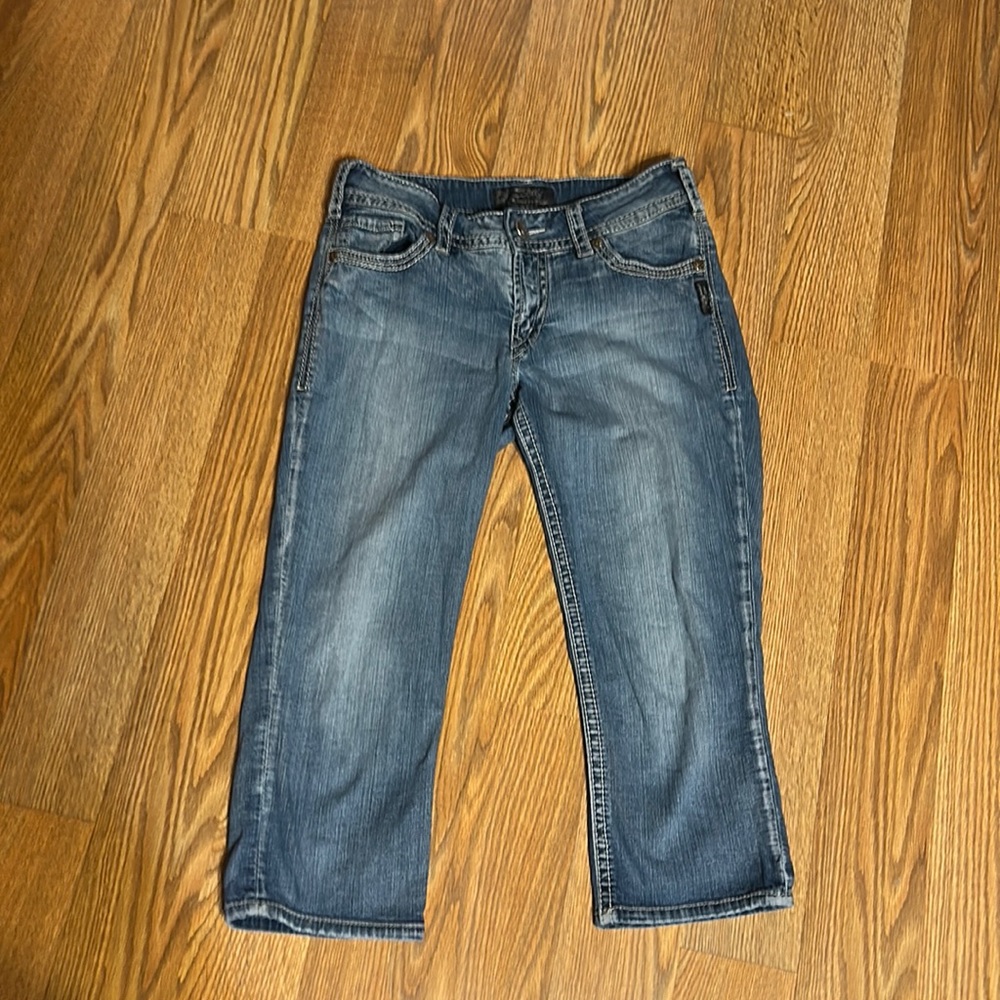 Silver jeans denim capris, sz 29